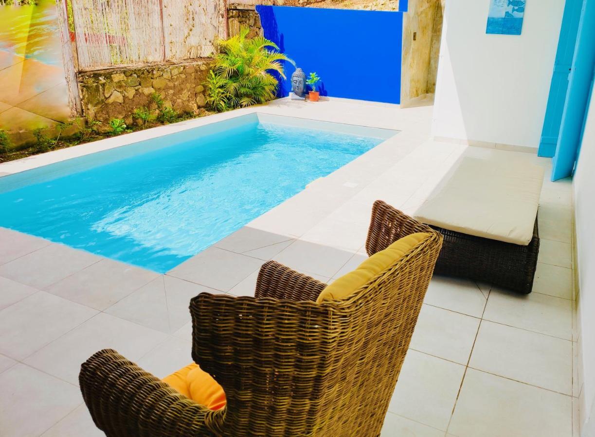 לה קברה Location Maison Bleue Avec Piscine Privative Au Carbet Martinique מראה חיצוני תמונה