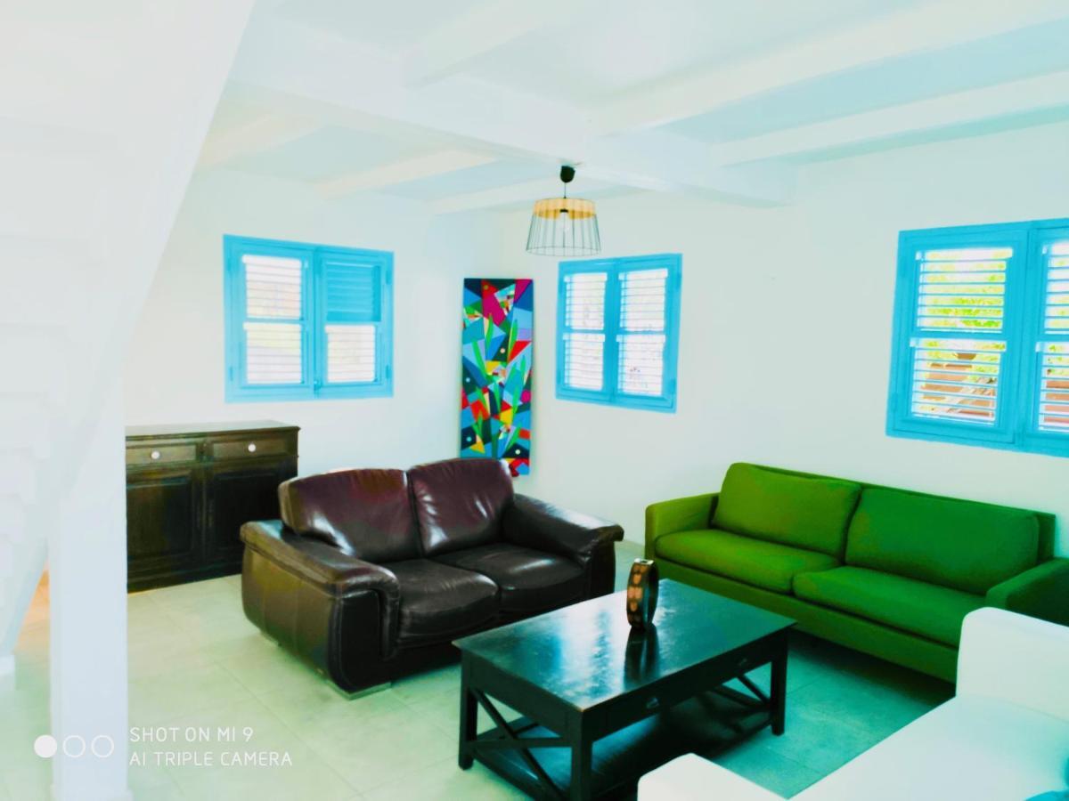 לה קברה Location Maison Bleue Avec Piscine Privative Au Carbet Martinique מראה חיצוני תמונה